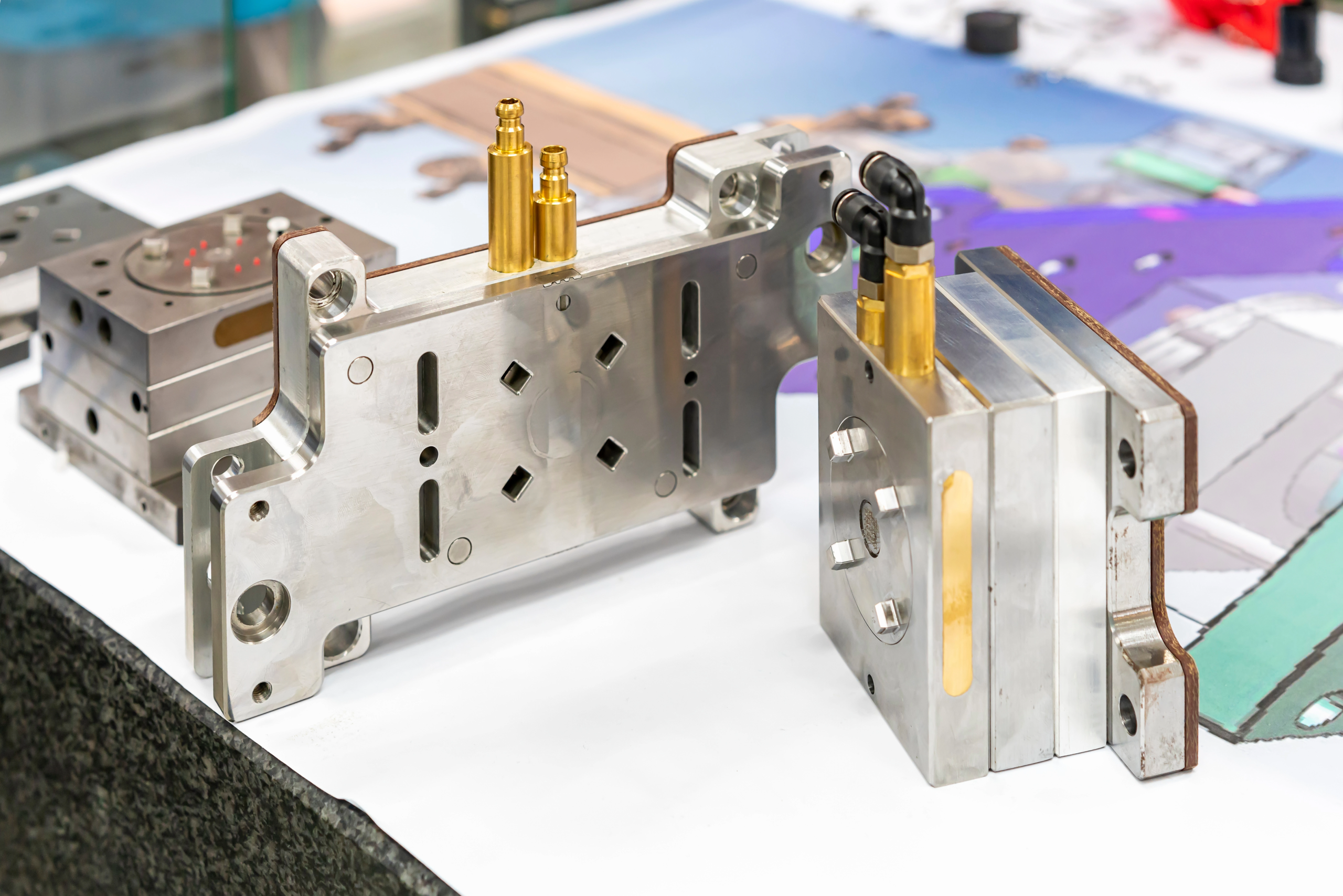 Image of mold flow analysis for complex IoT devices
